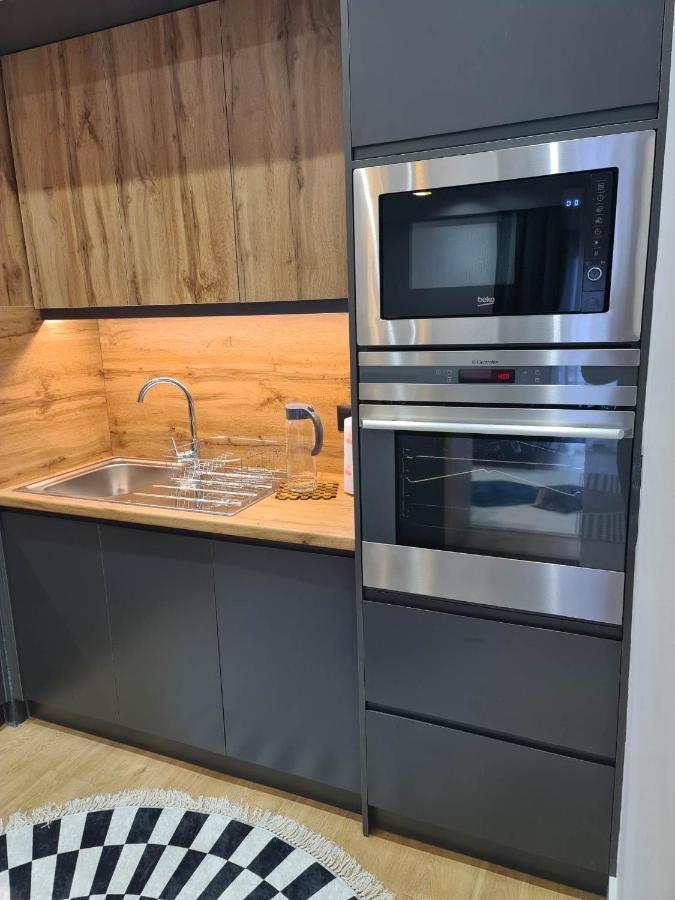 Grey Luxury Apartment Gjirokastër Eksteriør billede