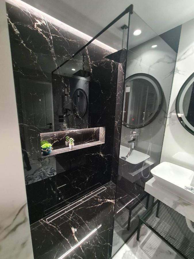 Grey Luxury Apartment Gjirokastër Eksteriør billede