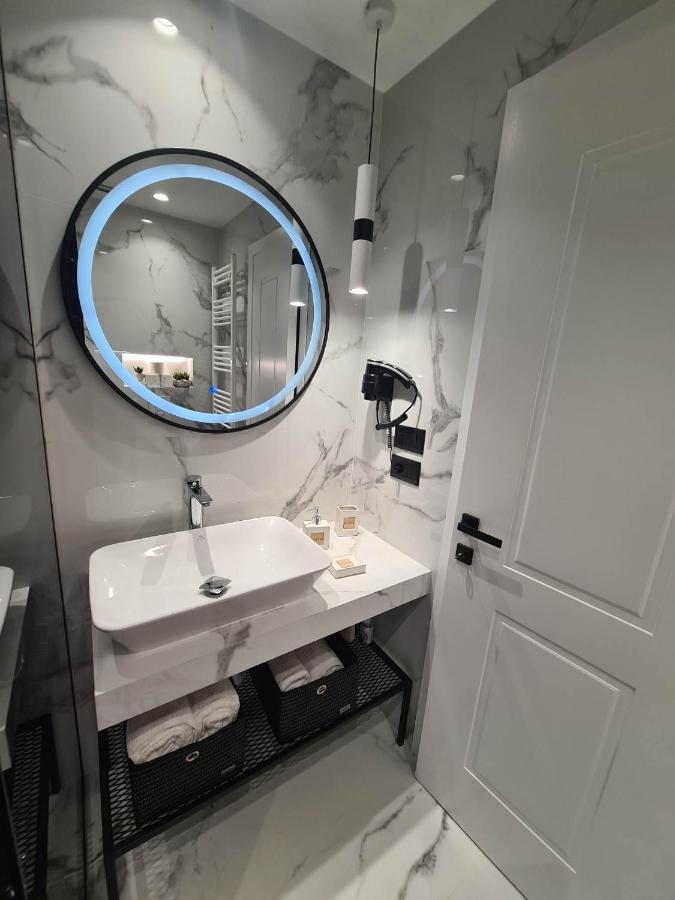 Grey Luxury Apartment Gjirokastër Eksteriør billede